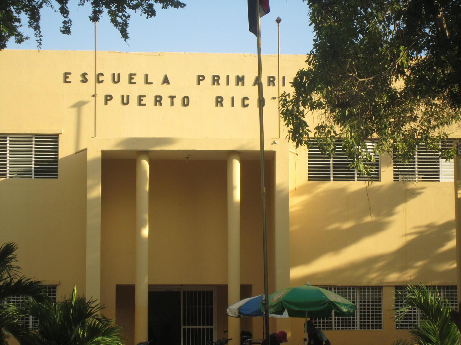Thumbnail for "253: Privatizing Puerto Rico's Schools".