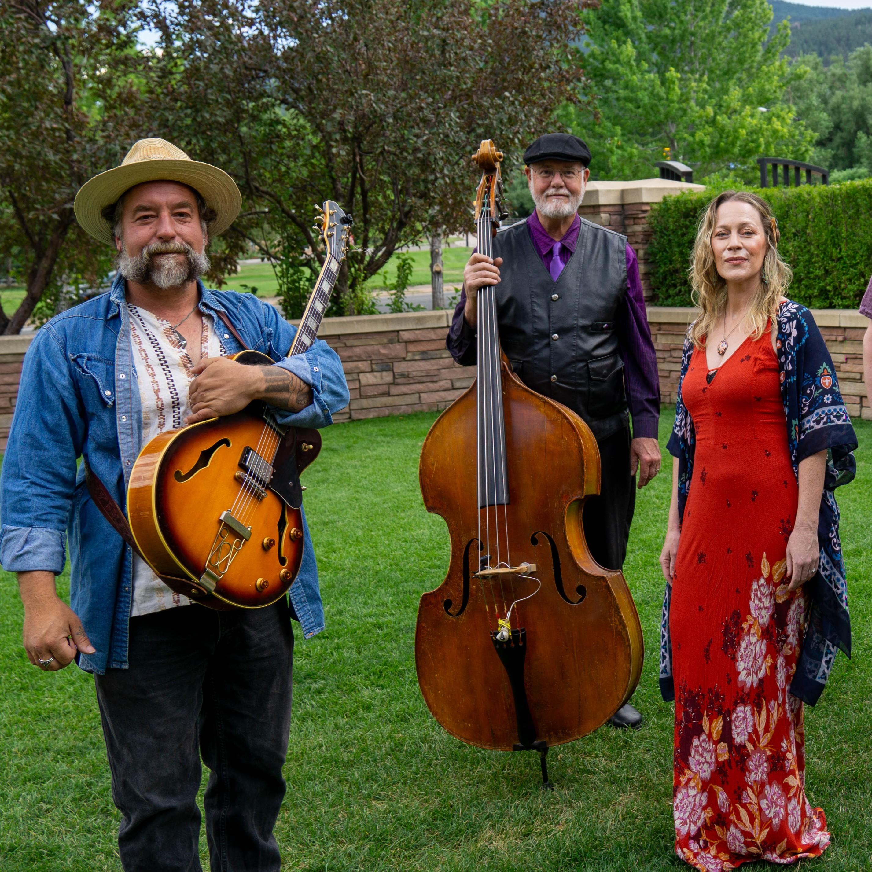 Thumbnail for "d'Lovelies". Thumbnail for "d'Lovelies".