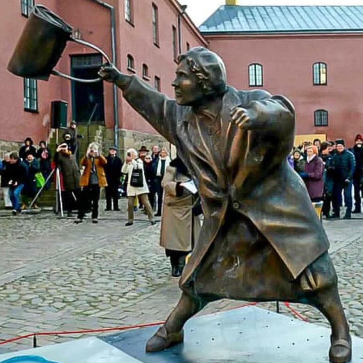 Thumbnail for "New Statues". Thumbnail for "New Statues".